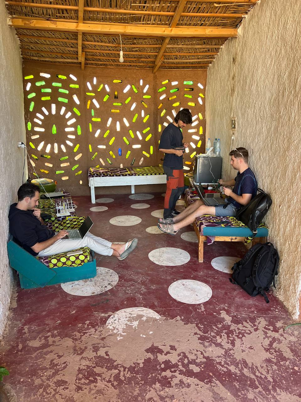 The team working in Sunukeur